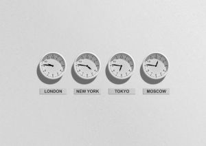 How to return the clock to the taskbar on a second monitor in Windows 11
