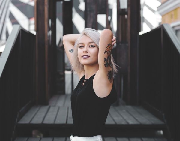 Fine Line Tattoos vs. Traditional Tattoos: Which is Right for You?