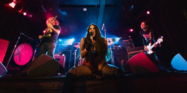 Stress Positions perform live