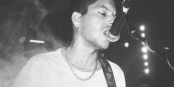 Useless Eaters' Seth Sutton, photo by Rebecca Talamona