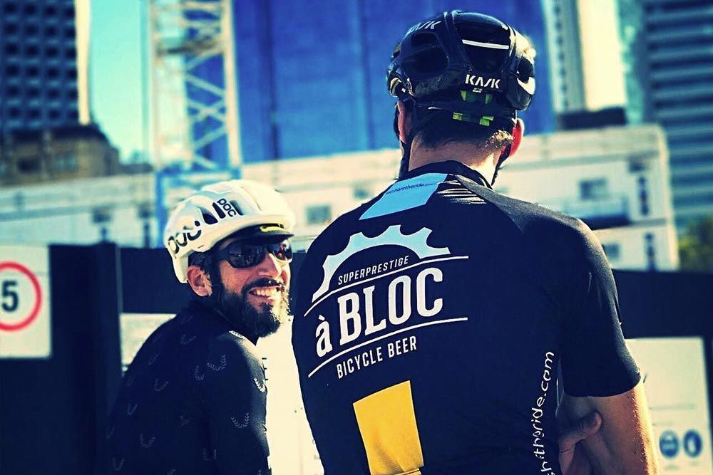 à BLOC