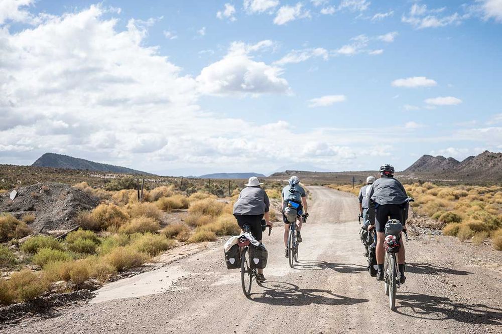 FAR RIDE MAGAZINE