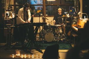Dox Under The Tracks Nº1 - Willem 't Hart