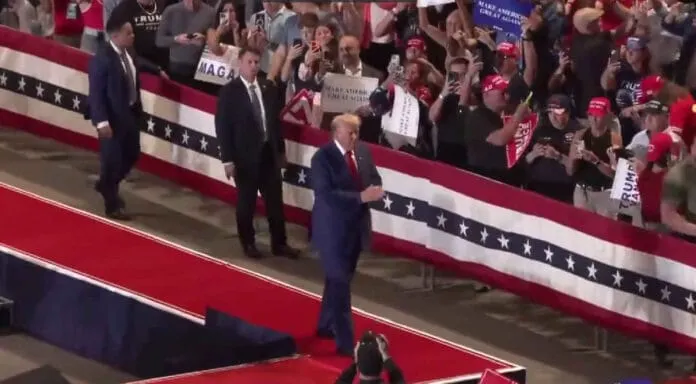 Multiple ‘Teams’ Targeting Trump – US Lawmaker