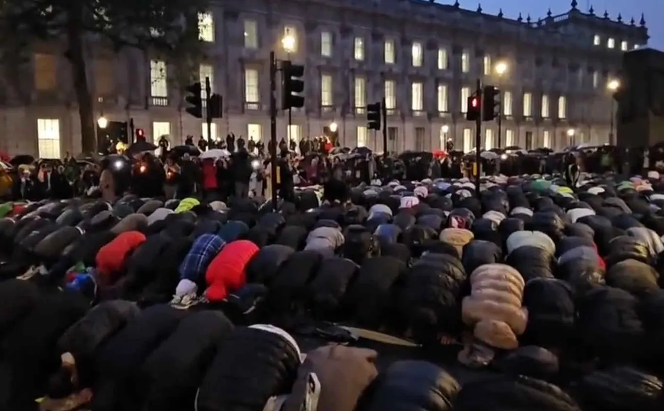 Trump Says to Stop the Immigration