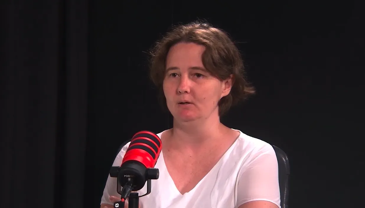 The Good Oil Podcast – Episode 25 – Lucy Rogers