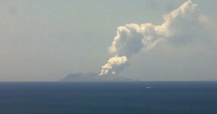 Mindless Jacindamania