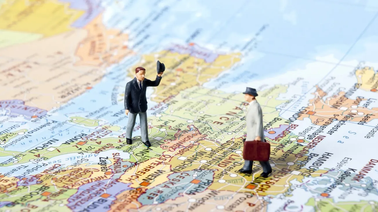 Enlightened Liberals Tearing Down Borders