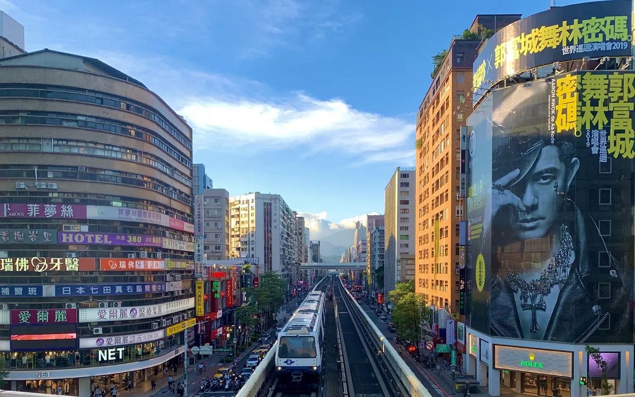 What We Can Learn from the ‘Other’ China