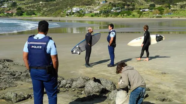Police Finally Intervene to Open an Illegal Road Block