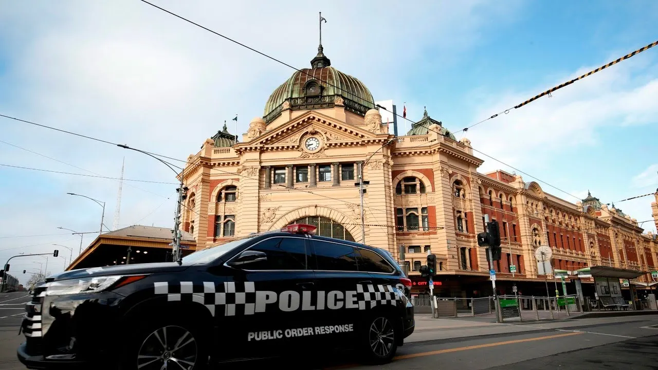 Is There a Politician ‘With the Spine to Tell the Truth’ on COVID-19: Alan Jones