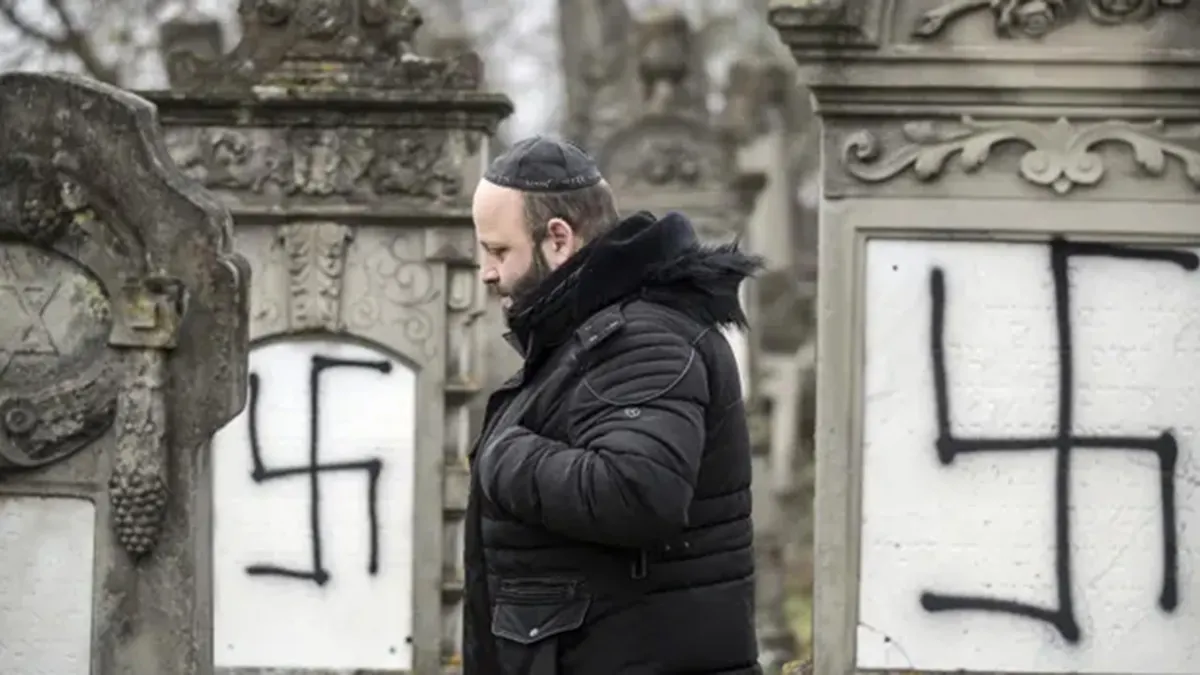 A Thousand-Year Night Falls on Europe’s Jews