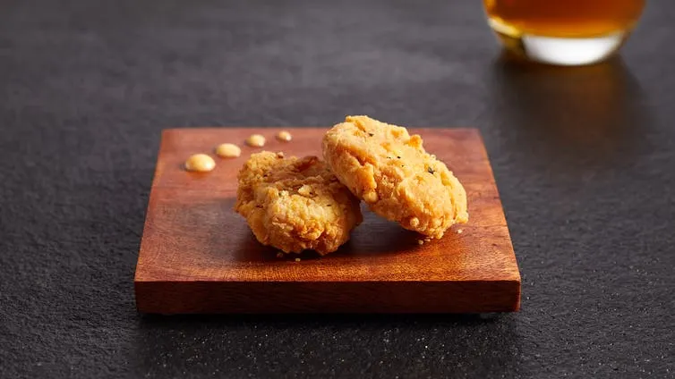 Singapore Approves Cell-Cultured Chicken Bites – Who Will Be the First to Try Them?