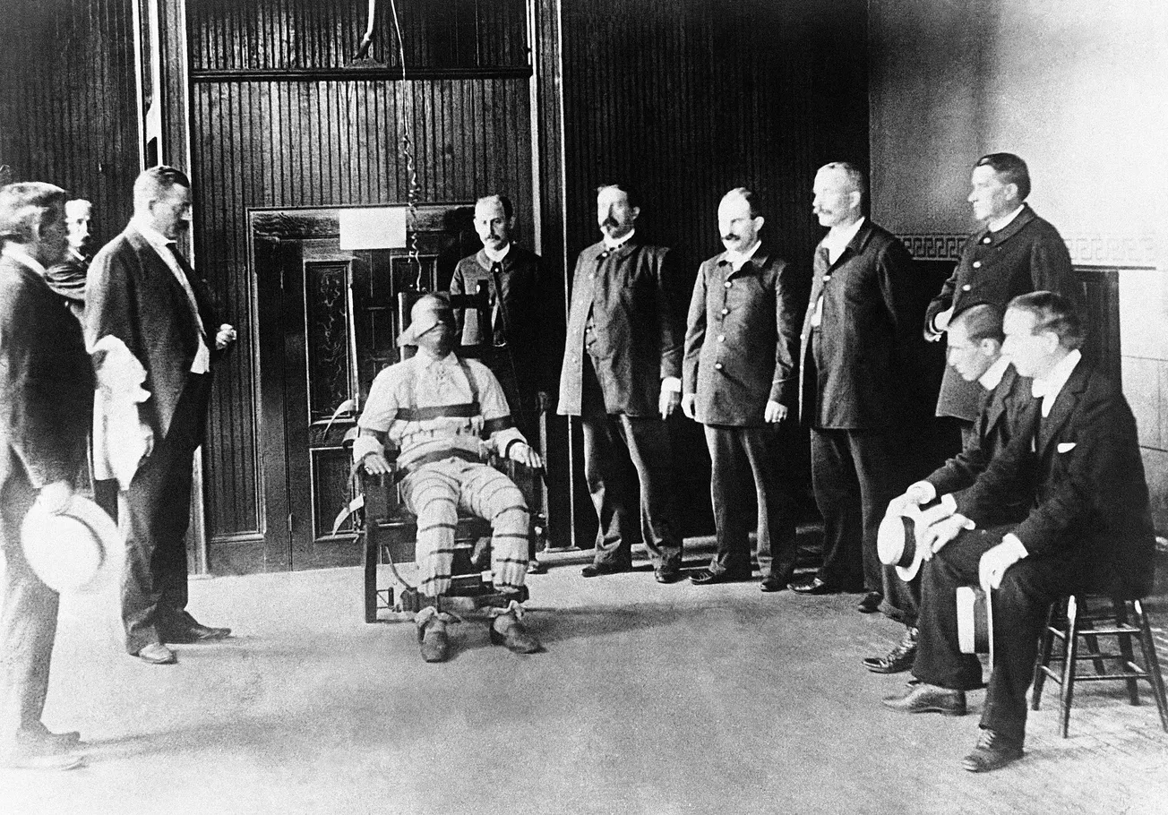 Trump Plan to Revive the Gallows, Electric Chair, Gas Chamber & Firing Squad Recalls a Troubled History