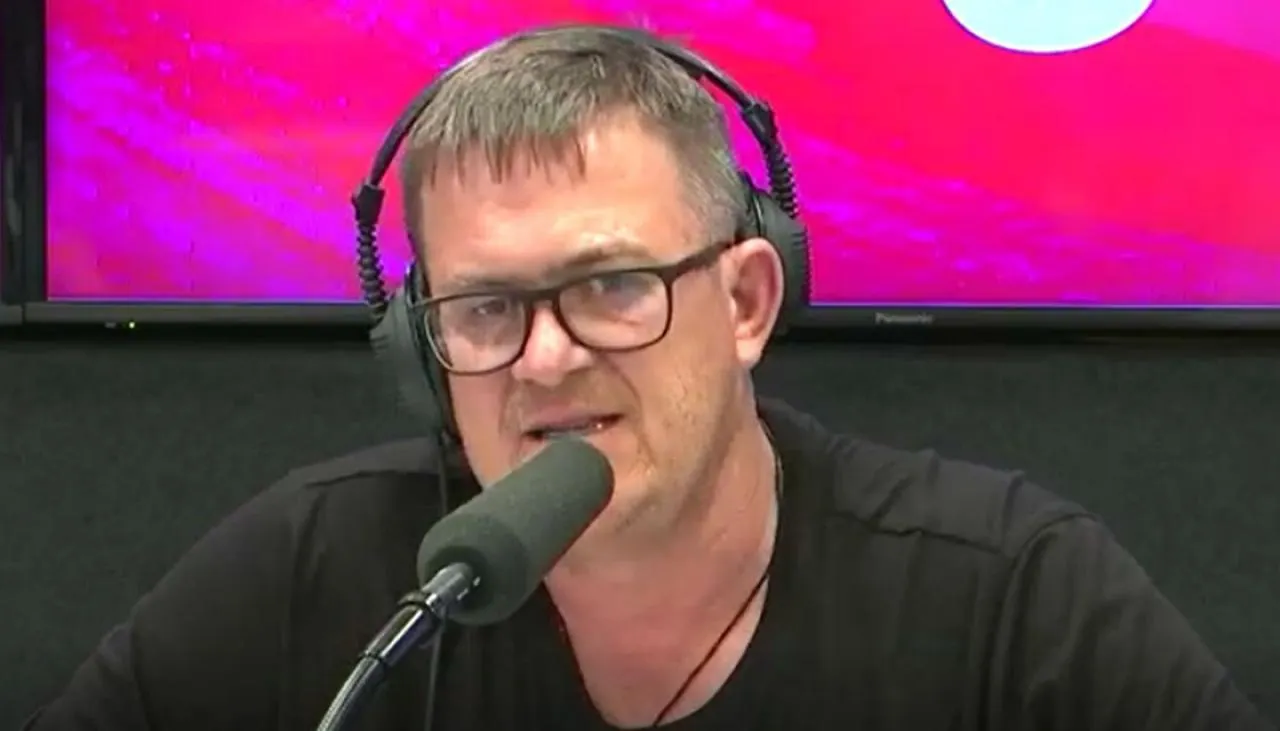 Magic Talk Host, Sean Plunket, Dreams about Mass Murder with a M-16