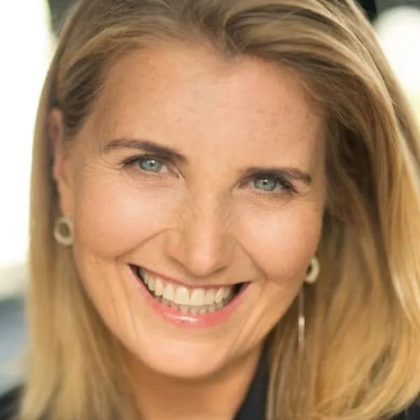 Media Hit Job on Liz Gunn