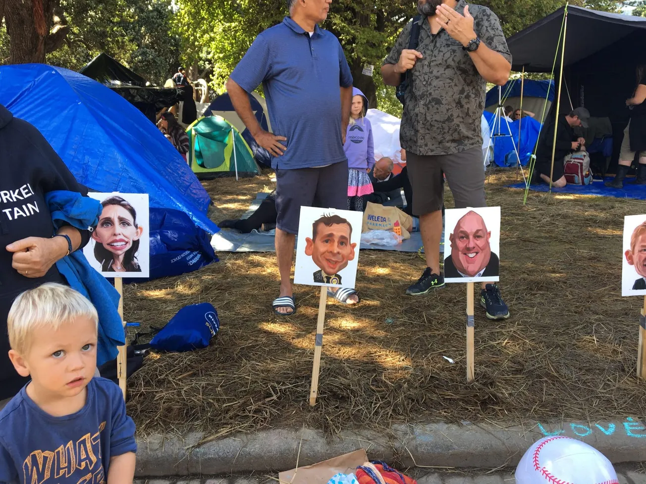 Indistinguishable Parties