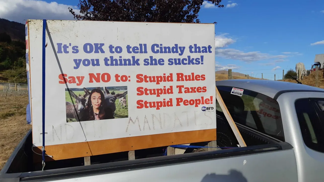 Ardern Slinks into Queenstown, Then Skulks Back Out