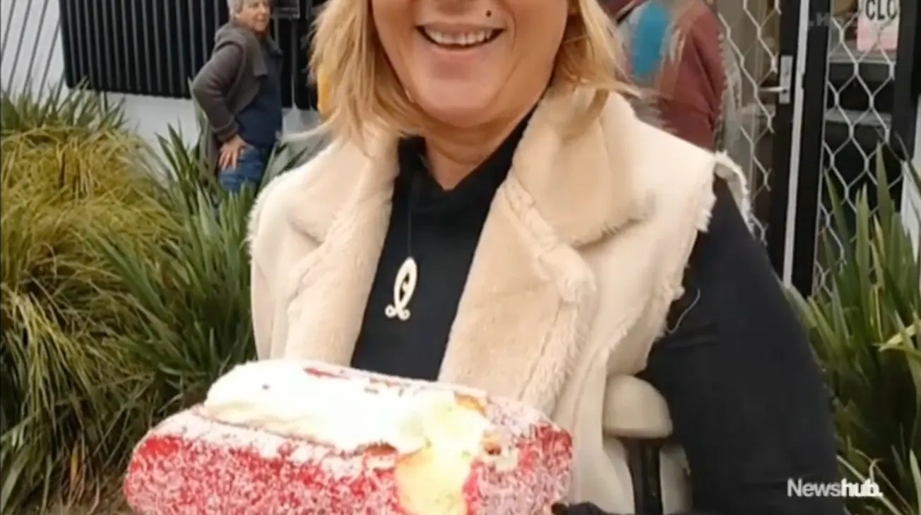 Let Them Wear Cake