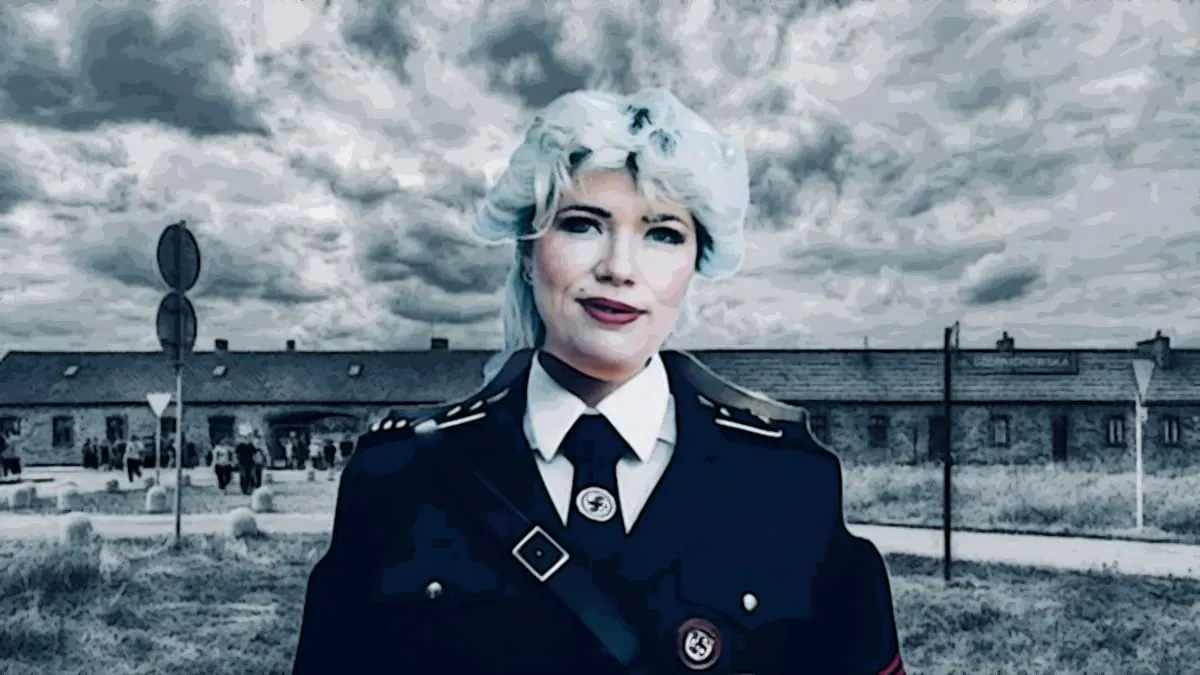 Clammy Dusts off Her Brown Shirt