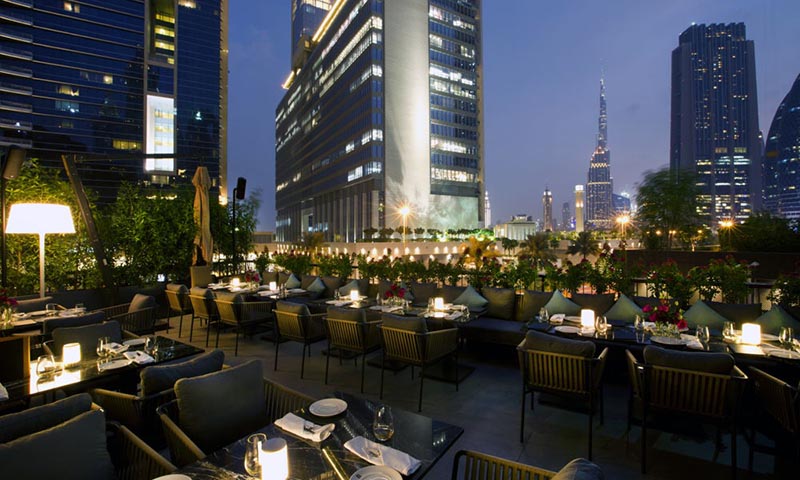 roberto-s-dubai-gate-village-difc-restaurant-1