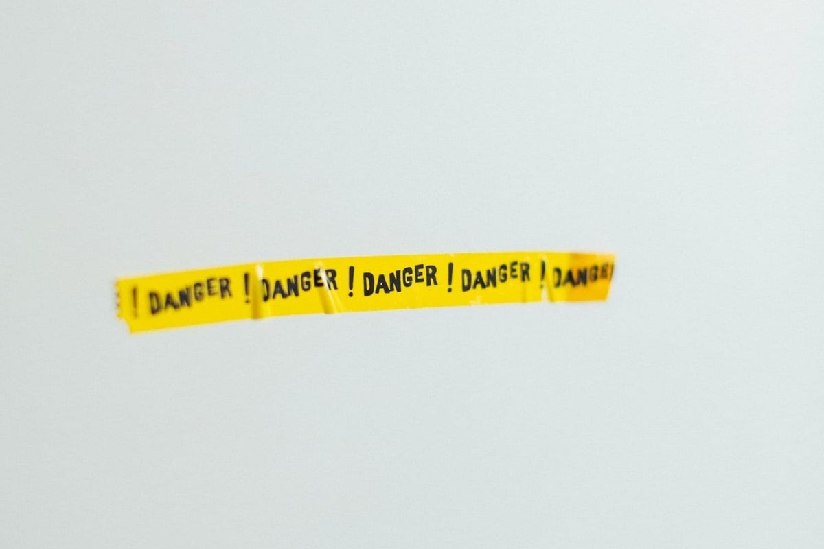 Yapay zekanın paradoksu: Geleceğin gücü nasıl tehdide dönüşebilir?