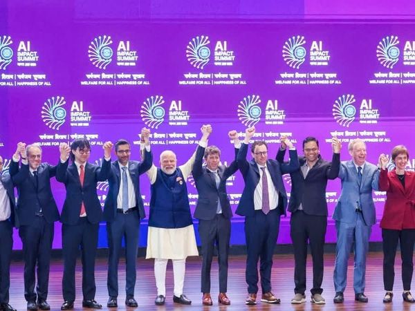 Hindistan'ın Yapay Zekâ Zirvesi: Türkiye masada mıydı?