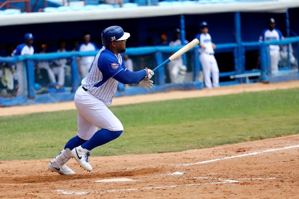 IV Liga Élite | Semifinal: Grand slam de Yasmany Tomás corona remontada de Industriales y deja a Mayabeque contra las cuerdas