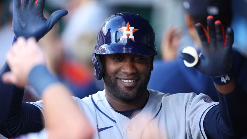 MLB 2026 | Yordan con dos HRs en un inning y llega a 24; Vargas sigue encendido y golpea tres hits; Cano extiende racha de juegos sin admitir carreras a cinco; Soler progresando; Delgado ascendido por los Astros; Adolis a la lista de lesionados de 60 días