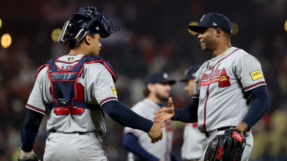 MLB 2026 | Iglesias alcanza salvamento 16; Vargas golpea 18.º jonrón y remolca cinco; Arozarena de leadoff ayer; Yordan de cumpleaños descansa hoy; Yandy remolca y es sexto con los Rays históricamente; Cionel y Morejón con salidas en blanco