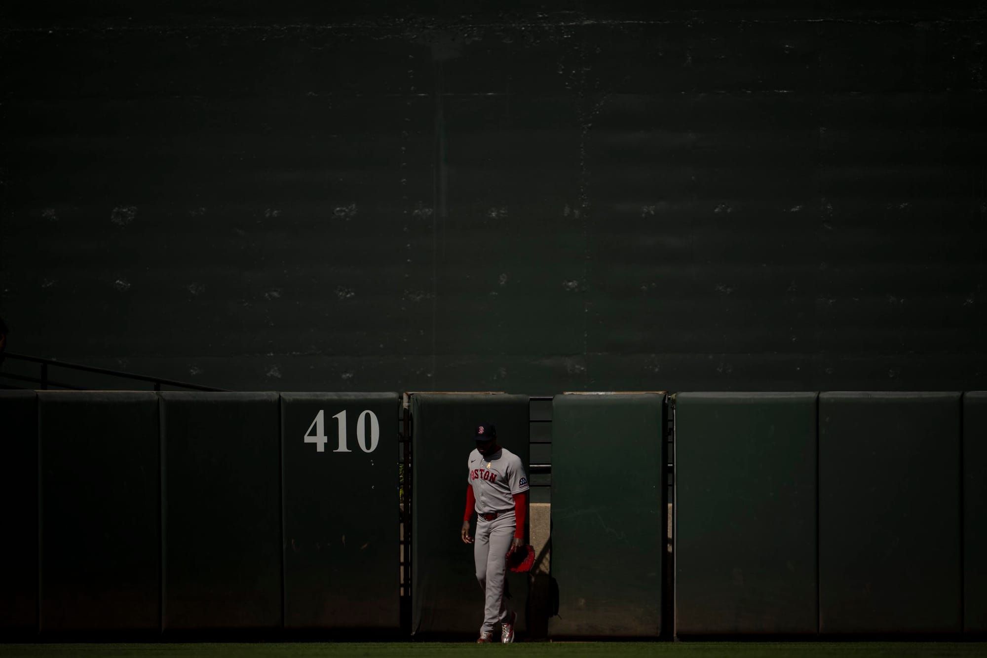 Aroldis Chapman entra al exclusivo club de los 400 juegos salvados