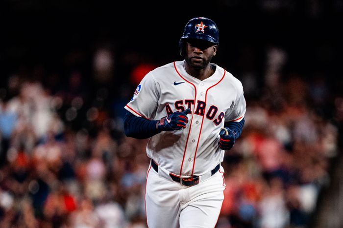 MLB 2026 | Yordan con séptimo jonrón; Pages, Arozarena y Adolis con juegos multi hit; Iglesias llega a cuatro salvamentos; Soler inicia suspensión