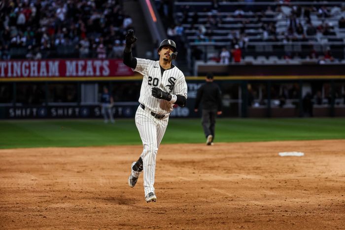 MLB 2026 | Vargas con primer juego de múltiples jonrones; Yordan llega a base tres veces el sábado; Pages golpeó noveno jonrón; Adolis y Moncada con juego multi hit; Morejón con séptimo hold pese a dificultades