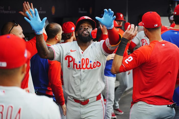 MLB 2026 | Adolis con 7mo jonrón; Yandy llega a 12 HR y remolca dos; Gurriel Jr. con primera rehabilitación; Arozarena con tres hits; Moncada a la lista de lesionados de 60 días; Yordan se queda con los Astros; Yariel designado por asignación