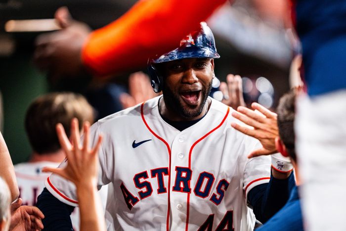 MLB 2026 | Yordan con juego de tres hits; Delgado lesionado; Iglesias con entrada en blanco; Cionel castigado fuertemente por Toronto