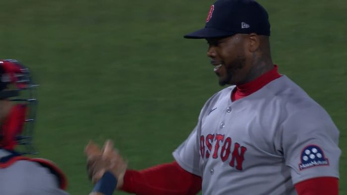 MLB 2026 | Chapman consigue salvamento 26; Iglesias llega a 23; Luis Robert Jr. decide ante Marlins; Yandy con juego multi hit; Arozarena cuatro veces en base; Mesa Jr. con un sencillo, Pages con dos