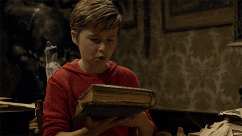 Gen Alpha employee finding benefits information on their intranet