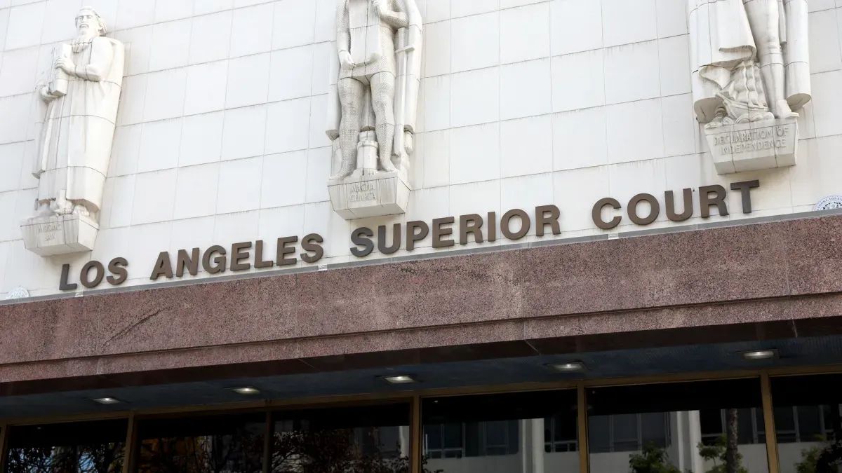 When Courts Adopt AI in the Dark: Privacy, Legitimacy, and the Democratic Stakes of Los Angeles’s Learned Hand Experiment