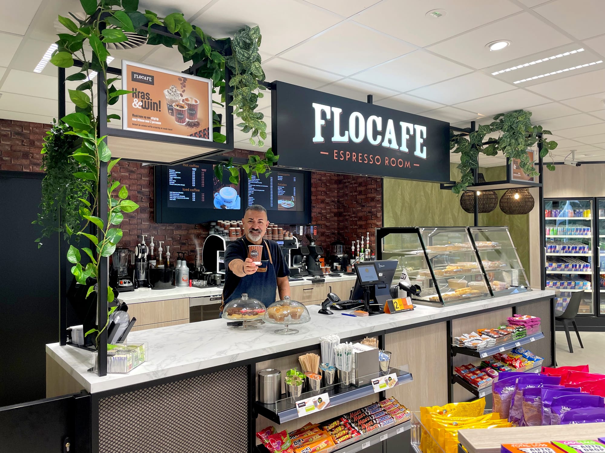 Греческая сеть кофеен Flocafe расширяет присутствие на АЗС Shell в Нидерландах