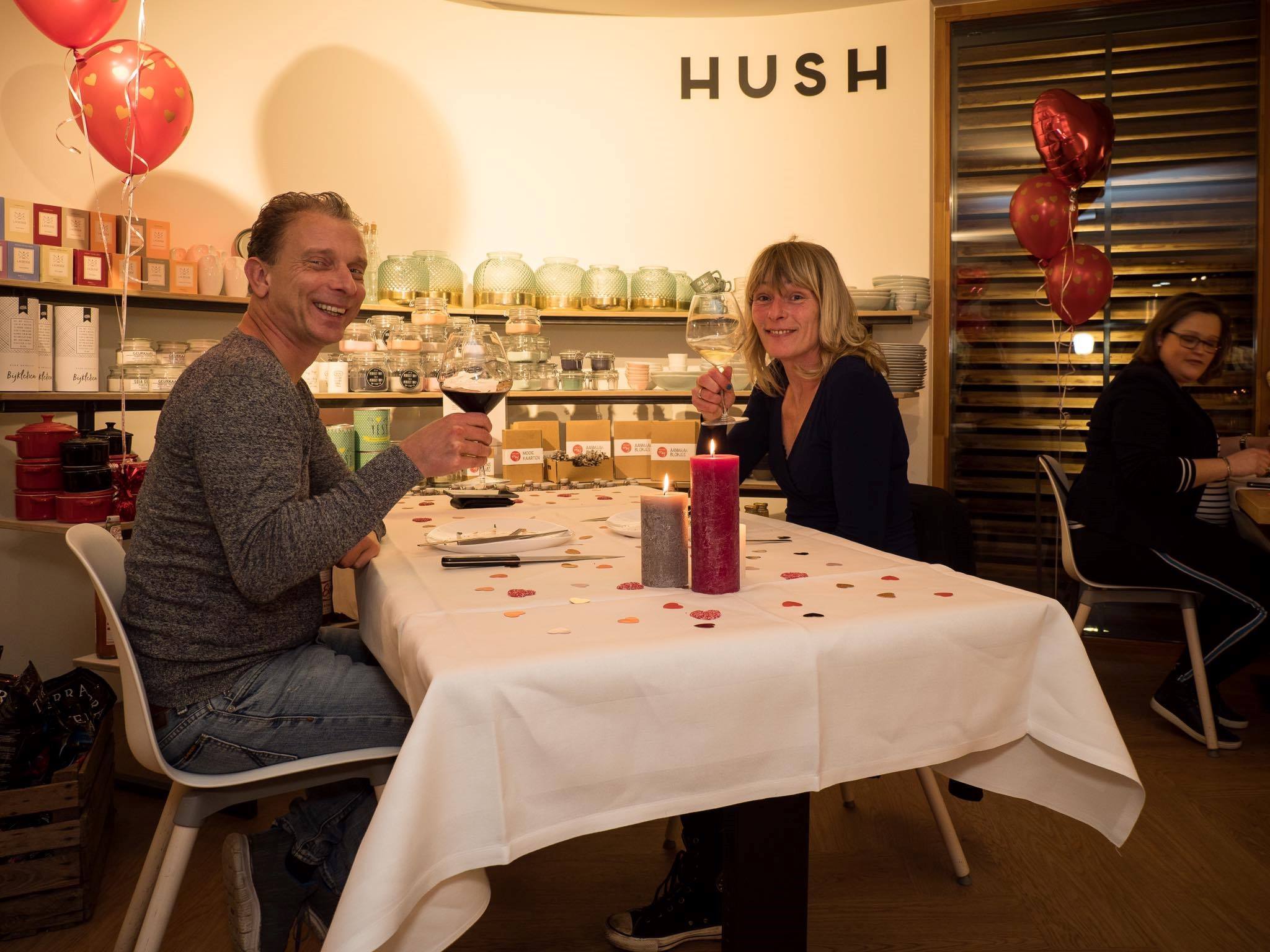 Романтический ужин на автозаправочной станции (маркетинг, АЗС AVIA, Нидерланды)