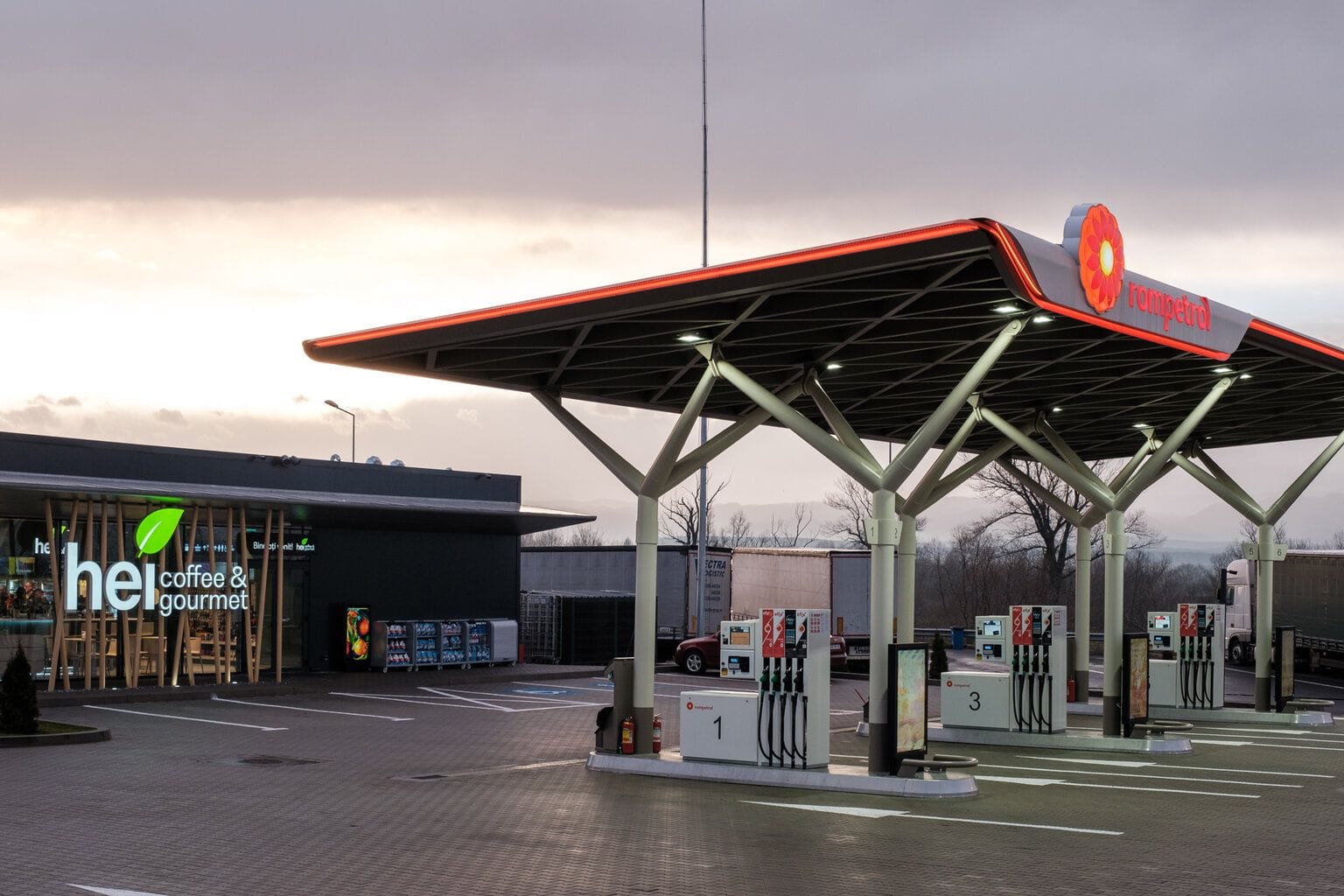 Сеть АЗС Rompetrol переходит на новую ИТ-систему по управлению розничной торговлей