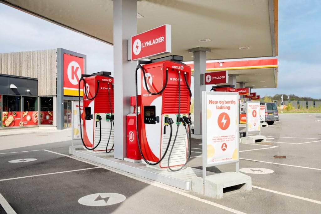Circle K располагает более чем 800 местами сверхбыстрой зарядки по всей Дании
