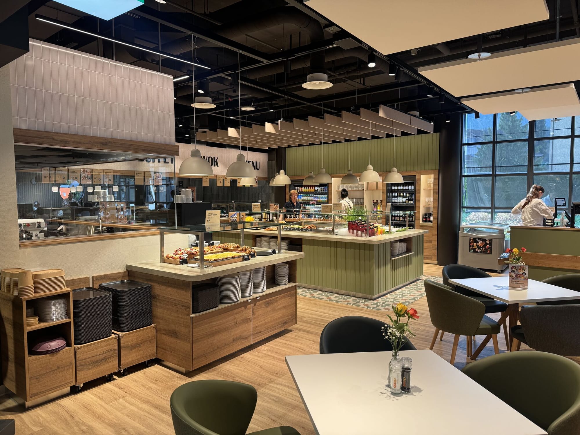 Маленький, но уютный — новый Coop Restaurant в Швейцарии