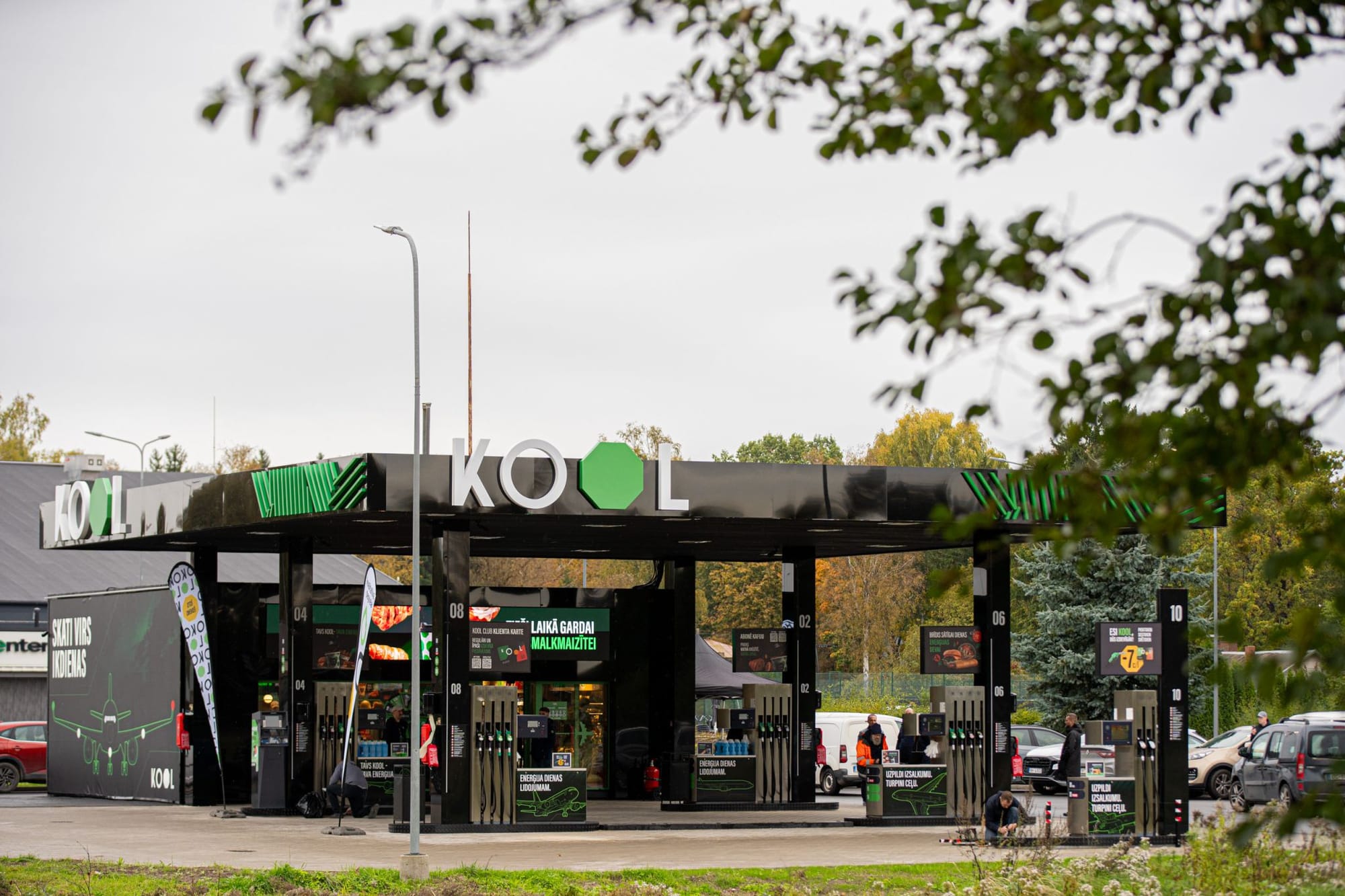 KOOL продолжает трансформацию сети АЗС в Латвии