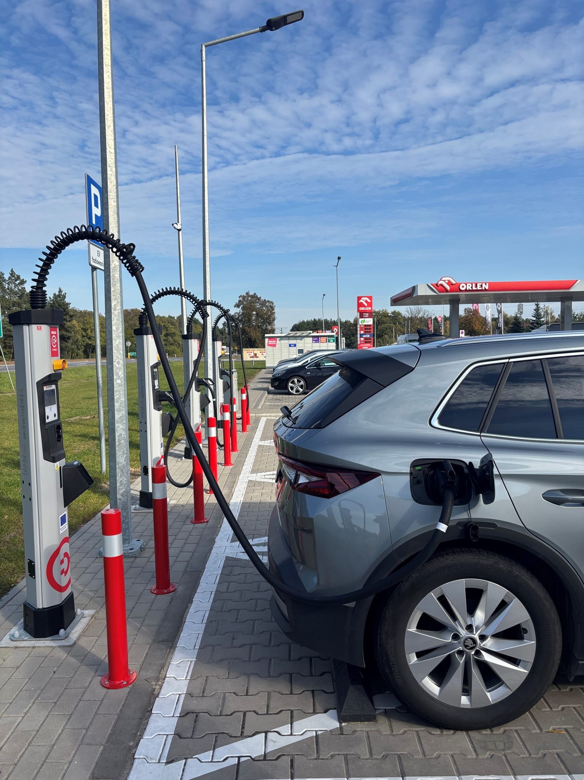ORLEN Charge снижает цены на зарядку электромобилей в рамках осенней акции