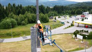 Монтаж стелы высотой 21 м на автозаправочном комплексе TIFON