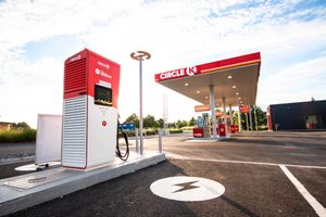 Circle K продолжает расширять свою зарядную сеть для электромобилей в Швеции