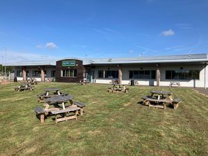Пятилетие Welcome Break Rothwell Truckstop: планы по расширению и обновлениям