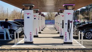 Clever и IONITY: единый доступ к зарядке в Европе и без доплат в Дании