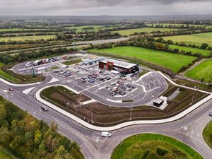 Придорожный комплекс Applegreen в Ирландии за 15 миллионов евро